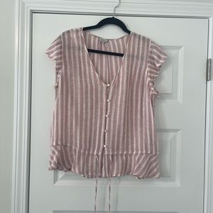 Short sleeve button down top